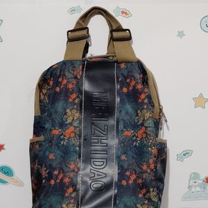 Women's Floral Backpack - Black and Tan